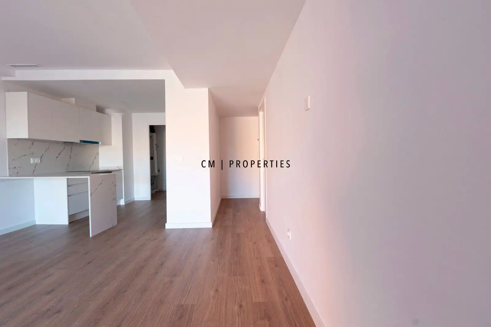 Habitación de Piso de alquiler en Valencia con Terraza, Trastero y Piscina