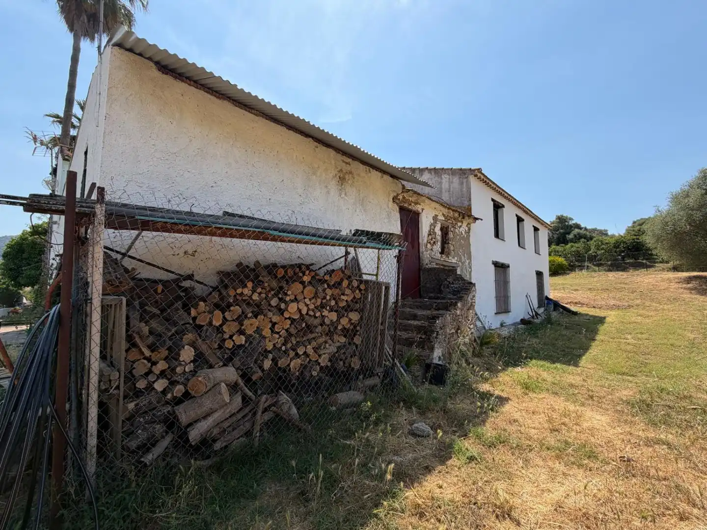 Vista exterior de Finca rústica en venda en Gaucín amb Jardí privat, Terrassa i Piscina