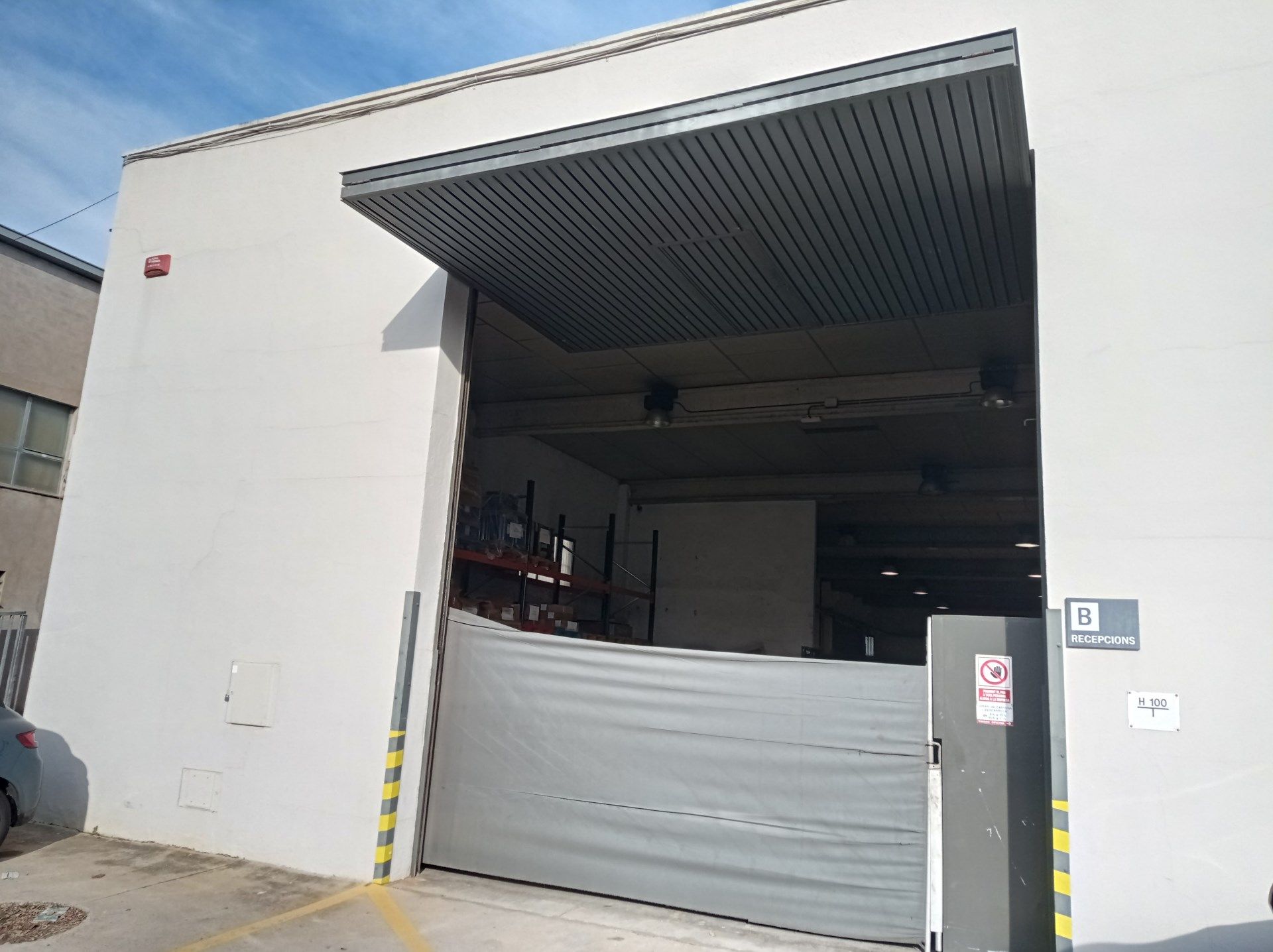 Exterior view of Premises for sale in Cornellà del Terri