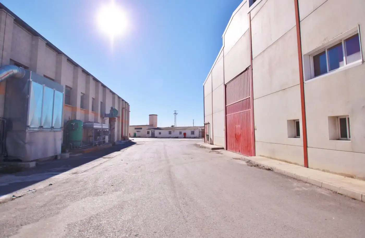 Außenansicht von Fabrik Grundstücke zum Verkauf in Alicante / Alacant