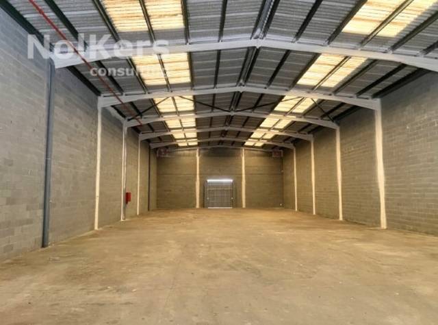 Nave industrial en Alquiler en Abrera