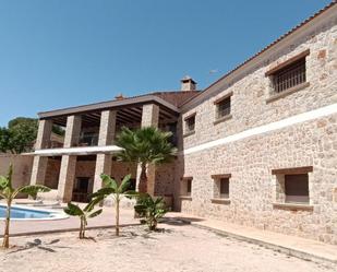 Vista exterior de Casa o xalet en venda en Elche / Elx amb Aire condicionat, Calefacció i Jardí privat