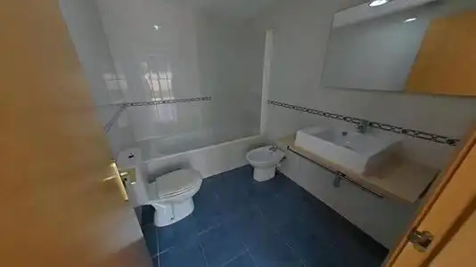 Bany de Pis en venda en Polinyà amb Calefacció, Terrassa i Traster