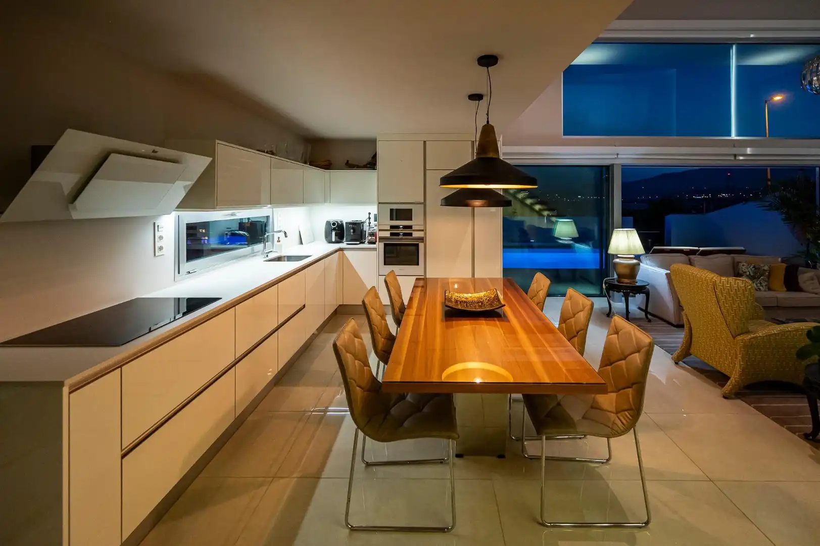 Cocina de Casa o chalet en venta en Telde con Aire acondicionado, Calefacción y Jardín privado