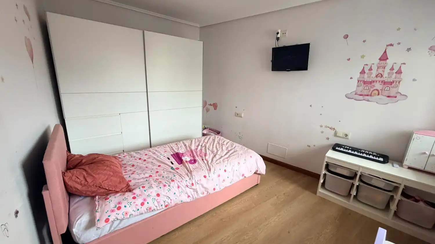 Bedroom of Flat for sale in Mugardos  with Heating, Terrace and Furnished