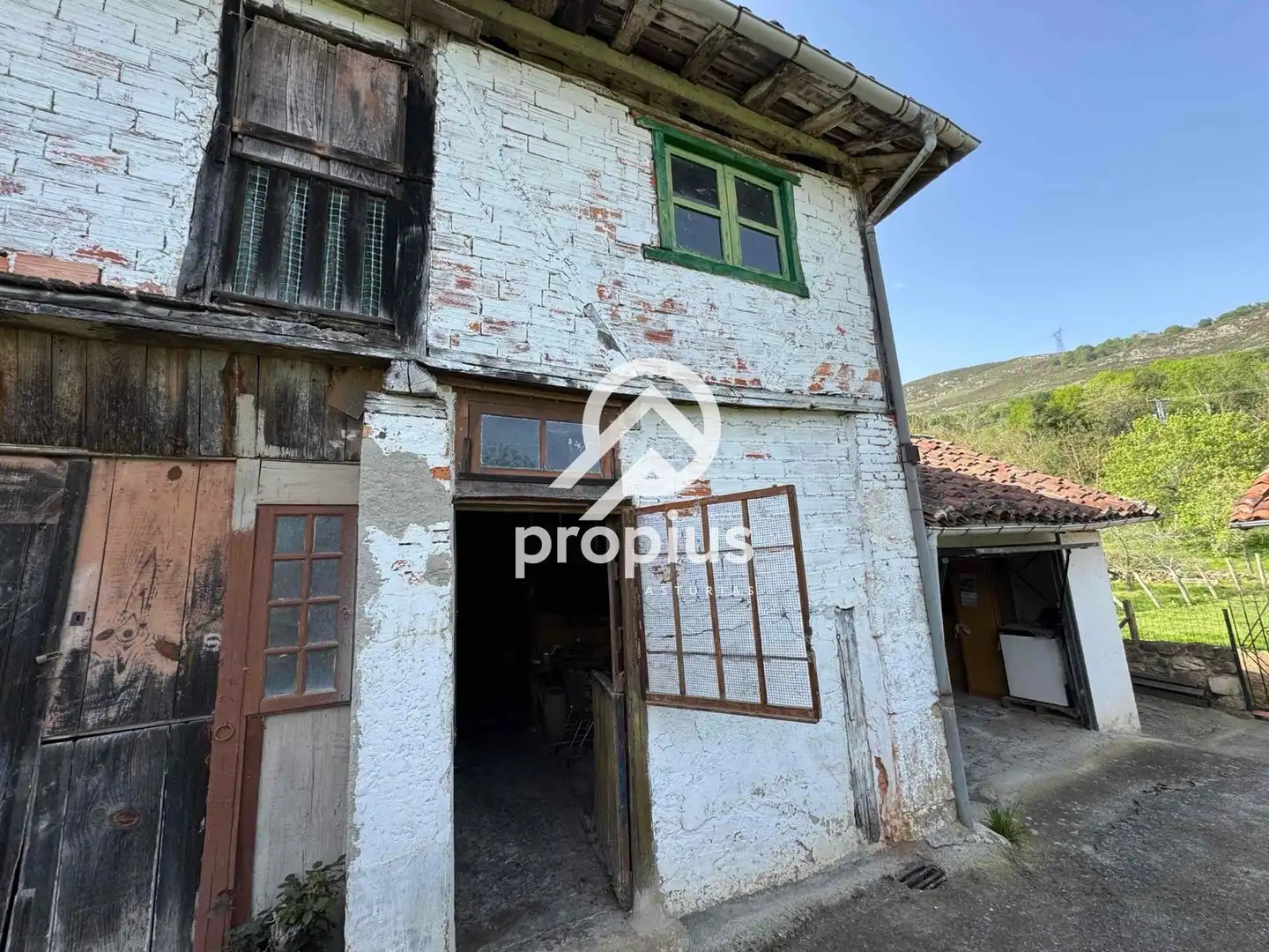 Exterior view of Flat for sale in Piloña  with Heating, Storage room and Balcony