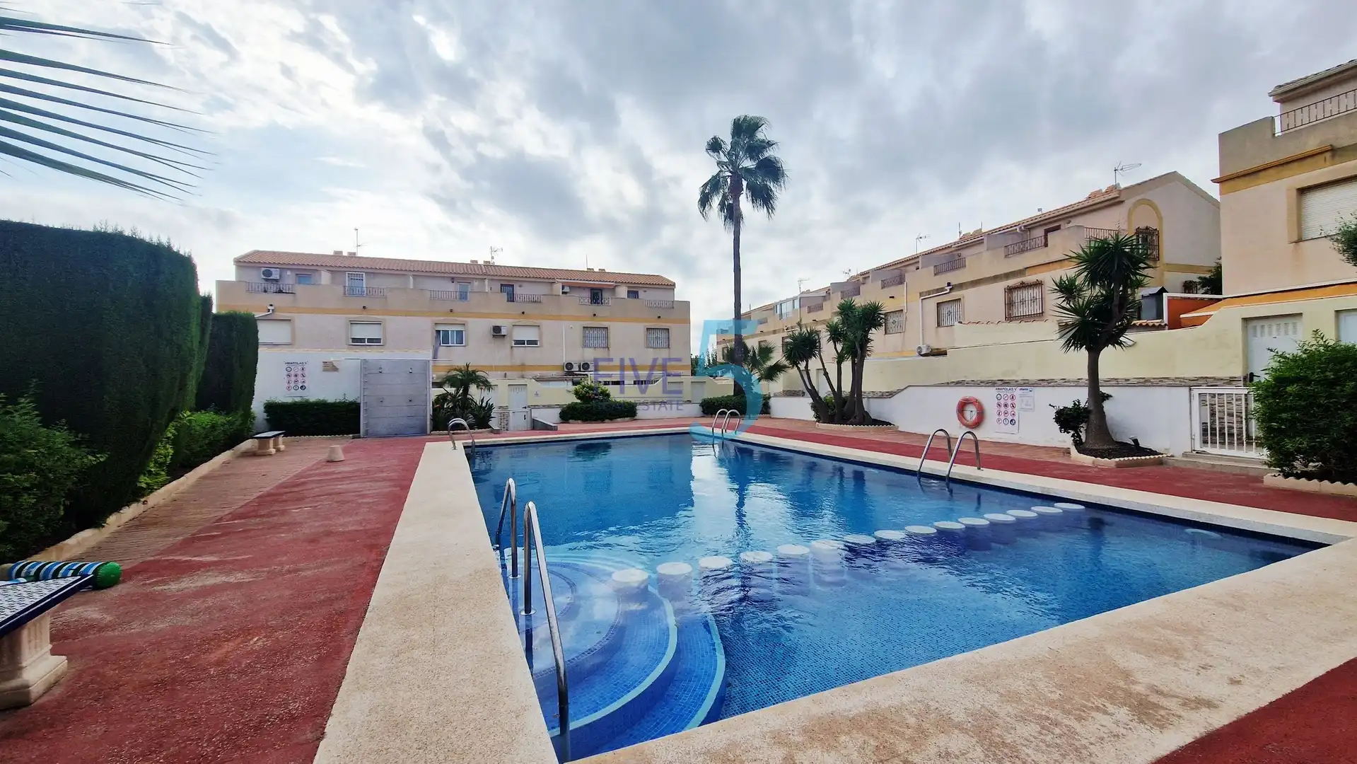 Adosado con terraza en venta en Torre de la Horadada, imagen 2