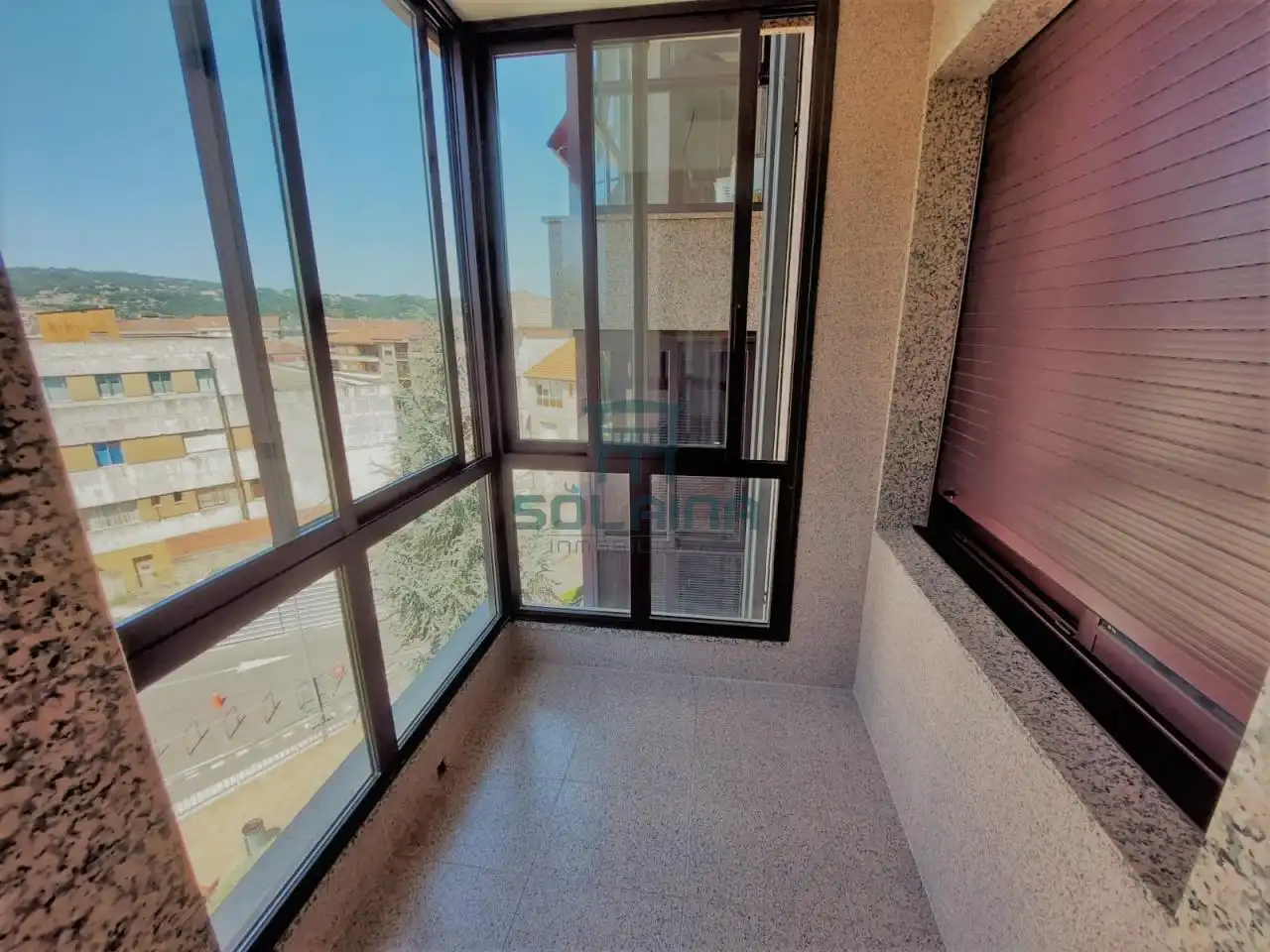 Terrassa de Apartament de lloguer en Ourense Capital  amb Calefacció, Traster i Moblat