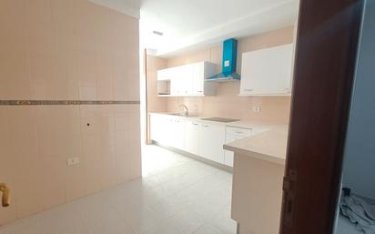 Kitchen of Flat to rent in Santa María de Guía de Gran Canaria  with Terrace