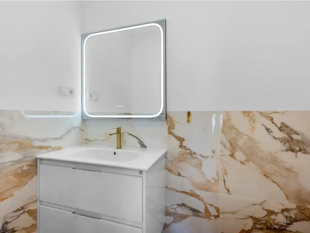 Bathroom of Apartments for sale in Torrevieja  with Air Conditioner, Terrace and Furnished