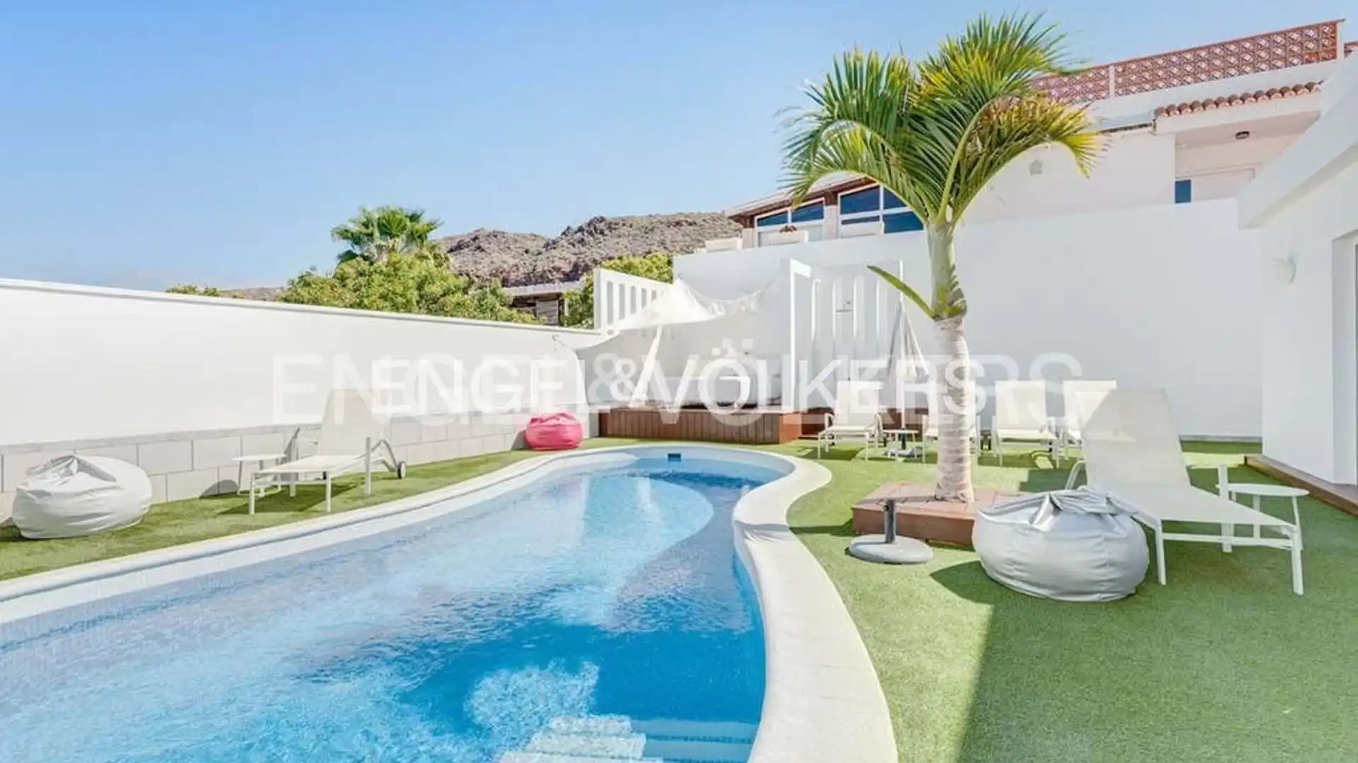 Houses for sale in Palm - Mar