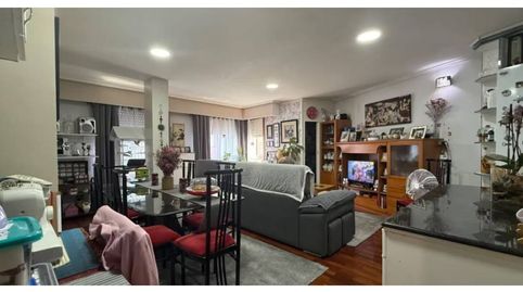 Foto 3 de Piso en venta en Ventiun, Ourense Capital