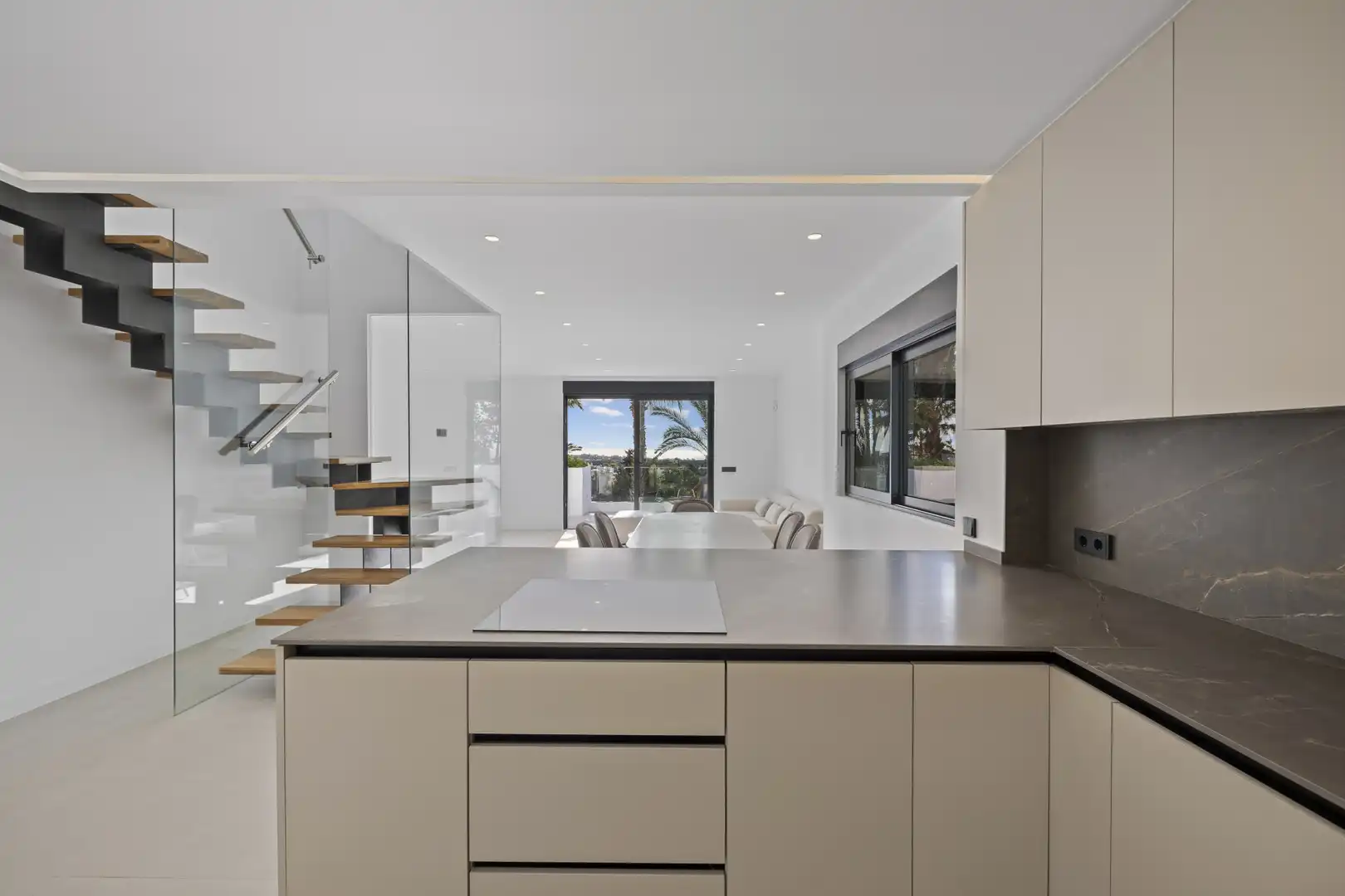 Cocina de Ático en venta en Estepona con Aire acondicionado, Terraza y Piscina