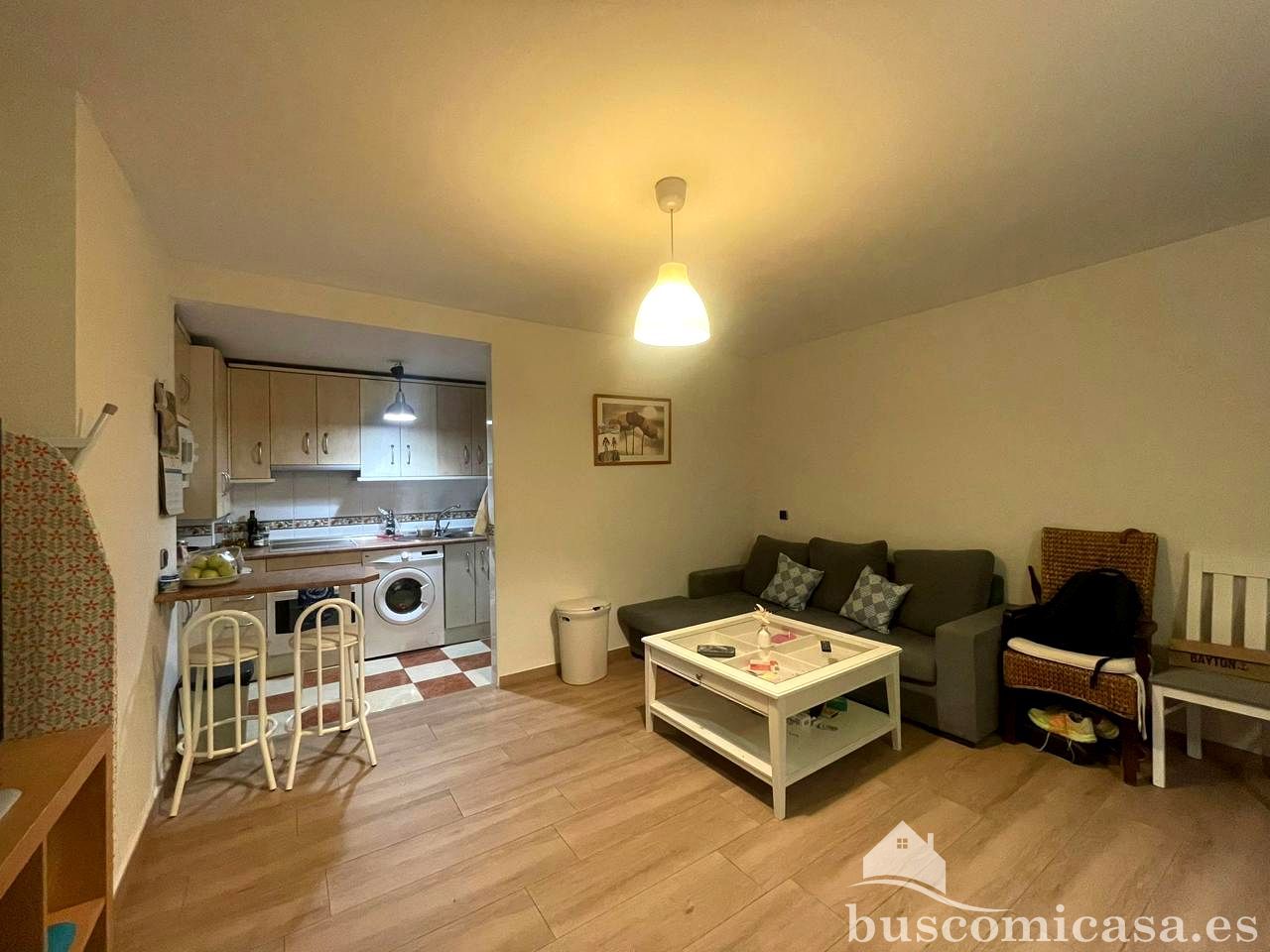 Sala d'estar de Pis en venda en Linares amb Aire condicionat, Parquet i Moblat