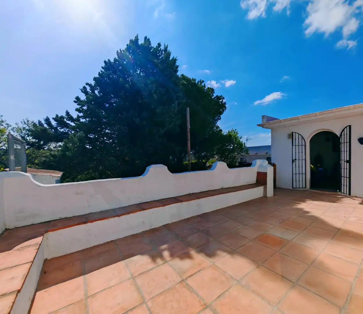 Terraza de Casa o chalet en venta en Medina Sidonia con Jardín privado, Piscina y Amueblado