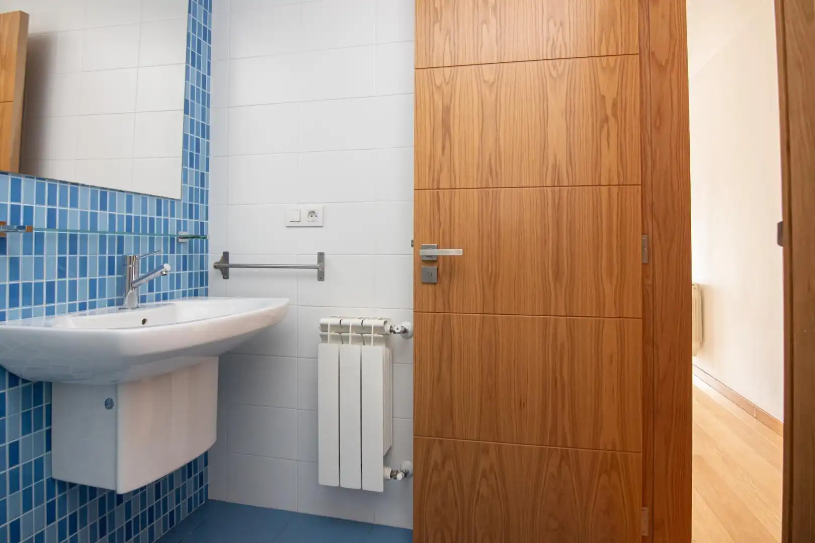 Baño de Piso en venta en A Coruña Capital  con Calefacción, Parquet y Trastero