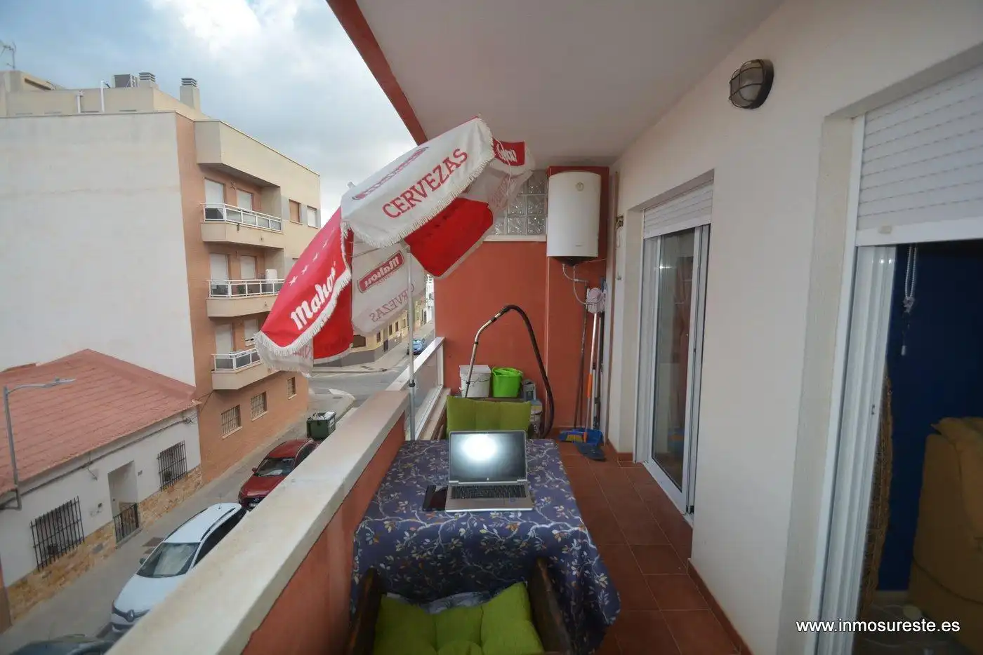 Terraza de Piso en venta en Almoradí con Amueblado, Balcón y Piscina comunitaria