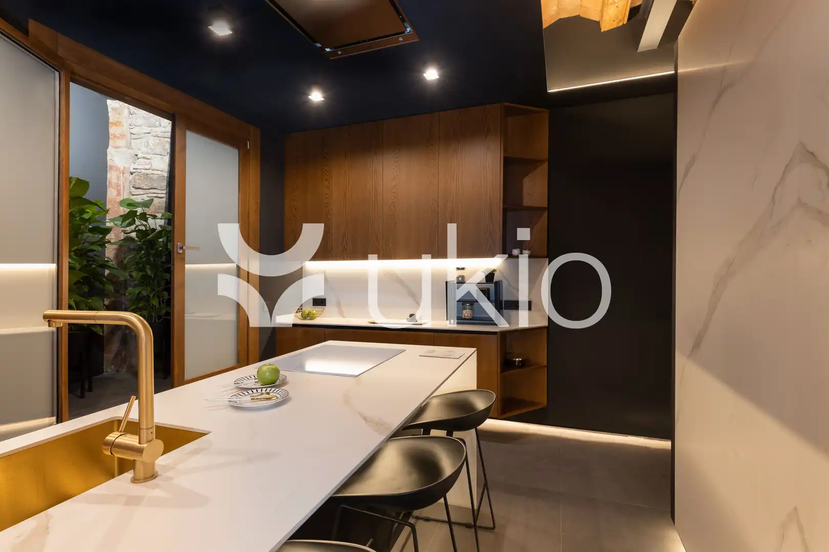 Cocina de Apartamento de alquiler en Barcelona con Aire acondicionado, Calefacción y Amueblado