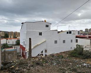 Vista exterior de Dúplex en venda en Telde amb Terrassa