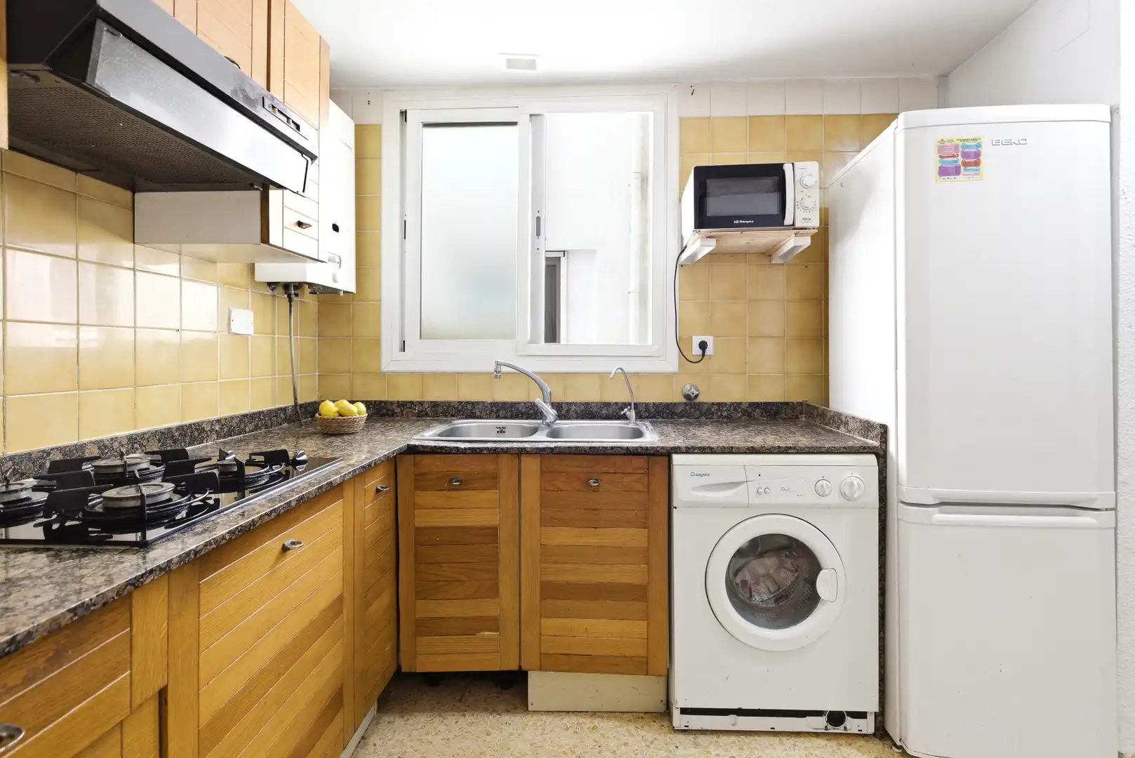 Cocina de Piso en venta en Serra con Aire acondicionado, Trastero y Horno
