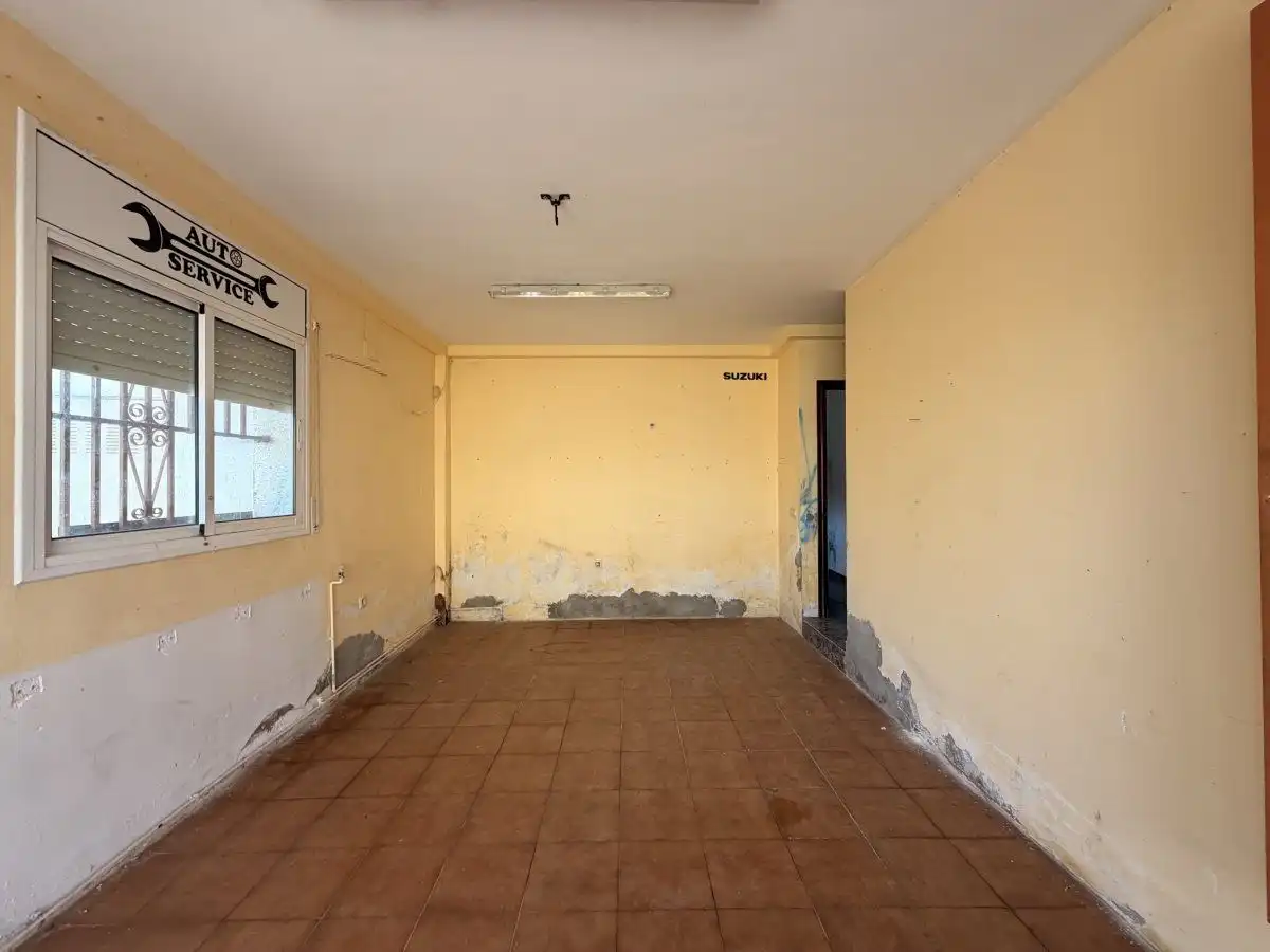 Haus oder Chalet zum Verkauf in La Bisbal del Penedès mit Privatgarten, Schwimmbad und Balkon