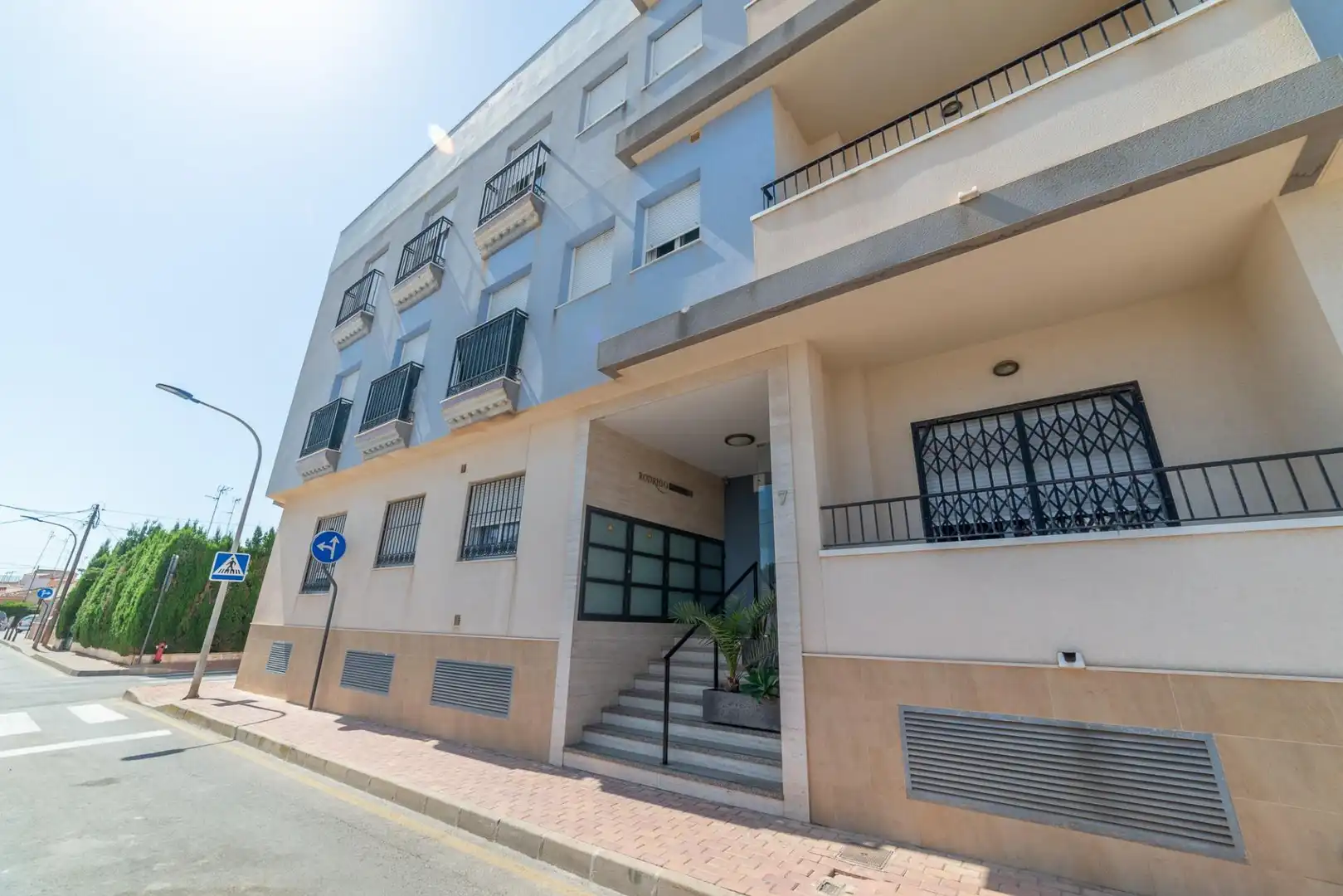 Vista exterior de Apartamento en venta en San Pedro del Pinatar con Trastero, Amueblado y Alarma