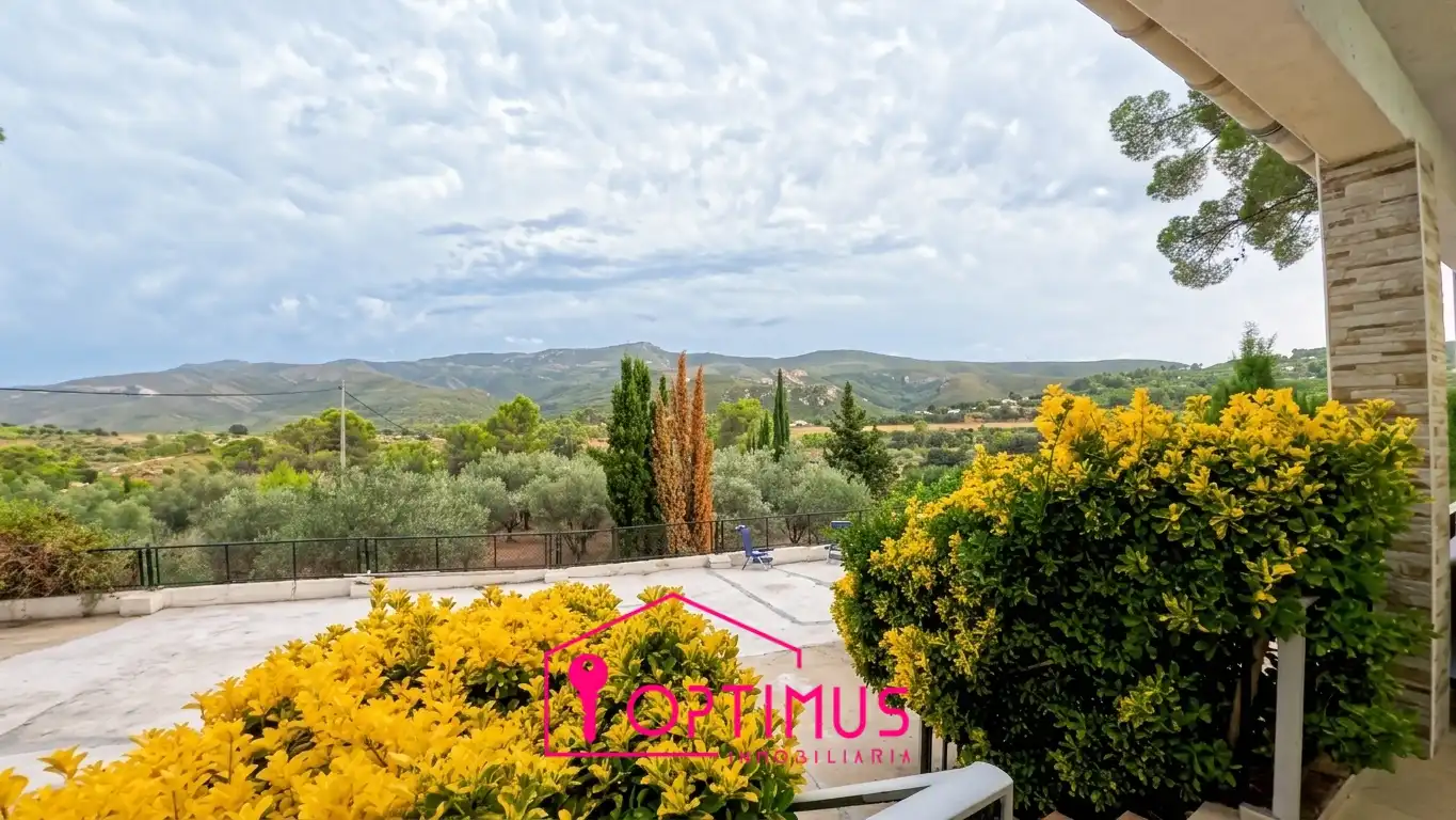 Terrace of Houses for sale in Macastre  with Private garden, Terrace and Storage room