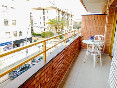 Vista exterior de Apartament en venda en Cambrils amb Aire condicionat, Calefacció i Terrassa