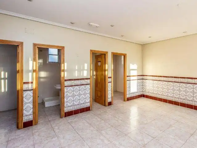 Local en venta en Fuensalida