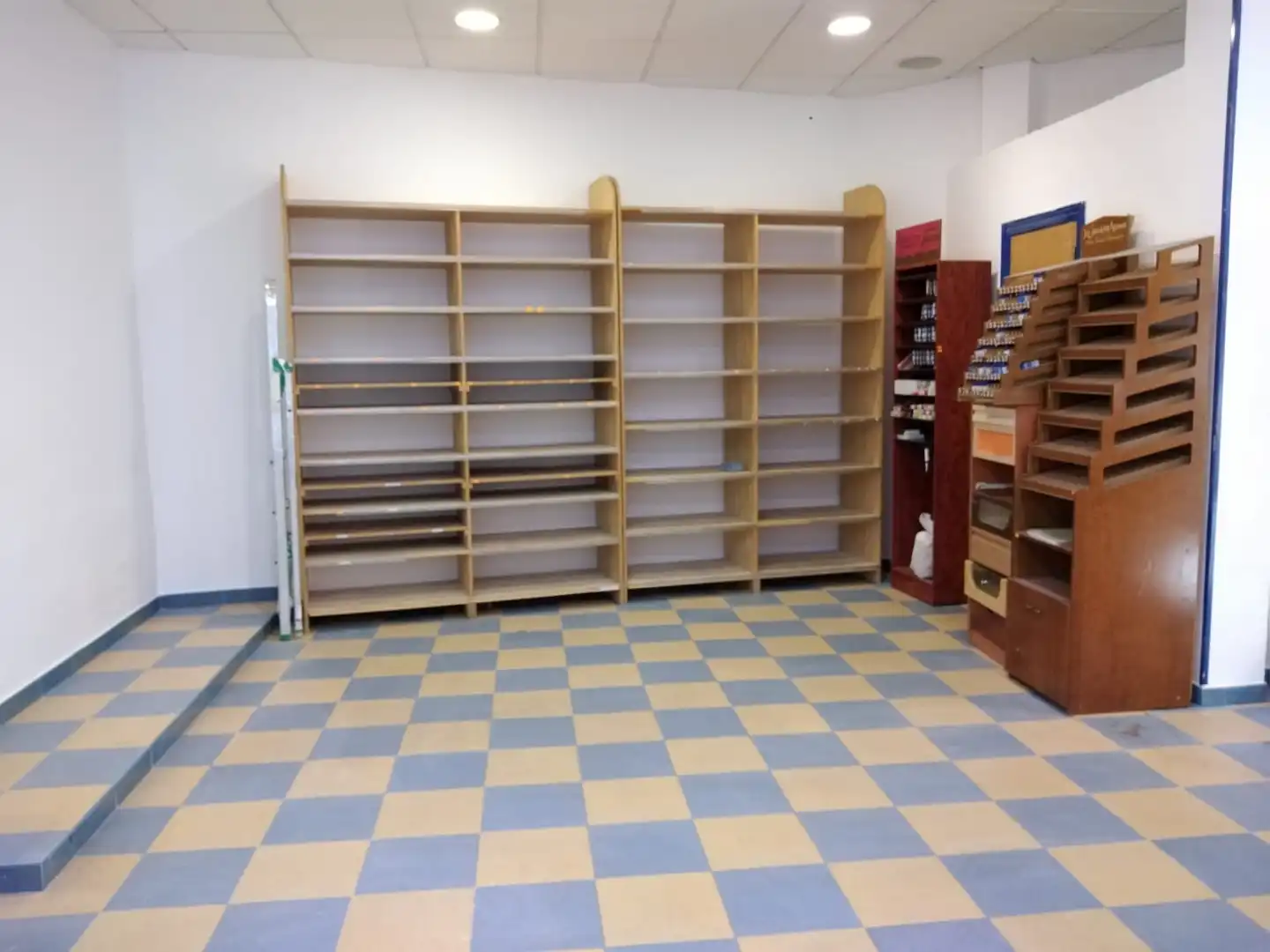 Local en venta en Seseña