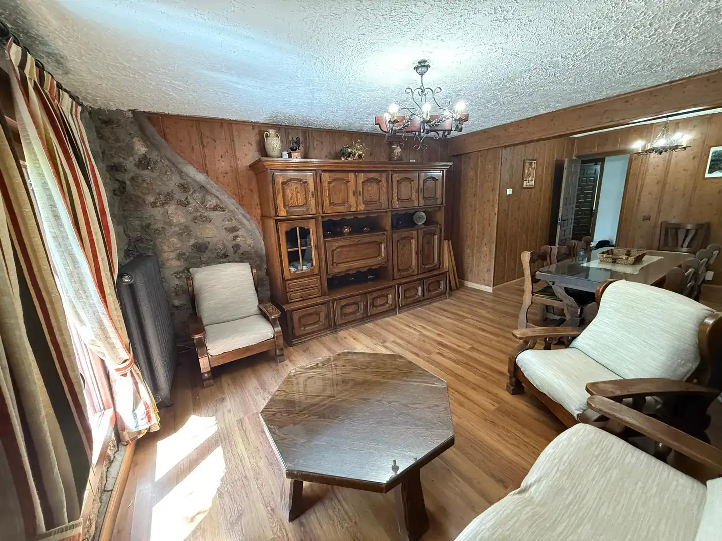 Sala d'estar de Casa o xalet en venda en Cepeda la Mora amb Calefacció, Jardí privat i Traster