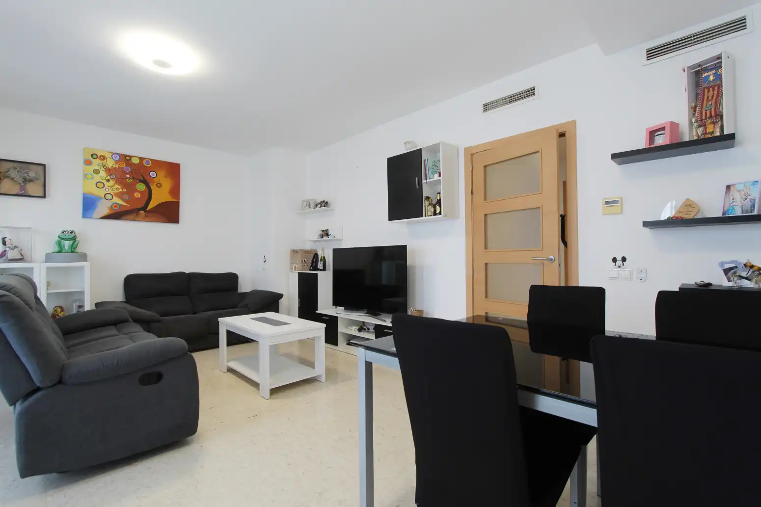 Sala d'estar de Pis en venda en Montserrat amb Aire condicionat, Calefacció i Terrassa