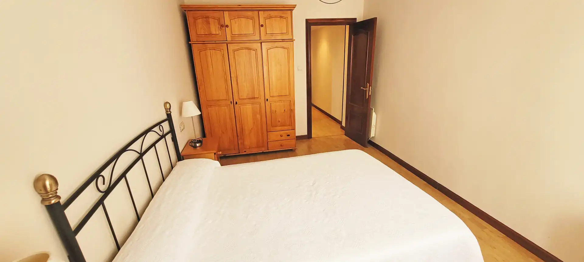 Habitación de Piso en venta en Gijón  con Calefacción