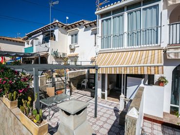Villa con piscina in vendita a Los Balcones - Los Altos