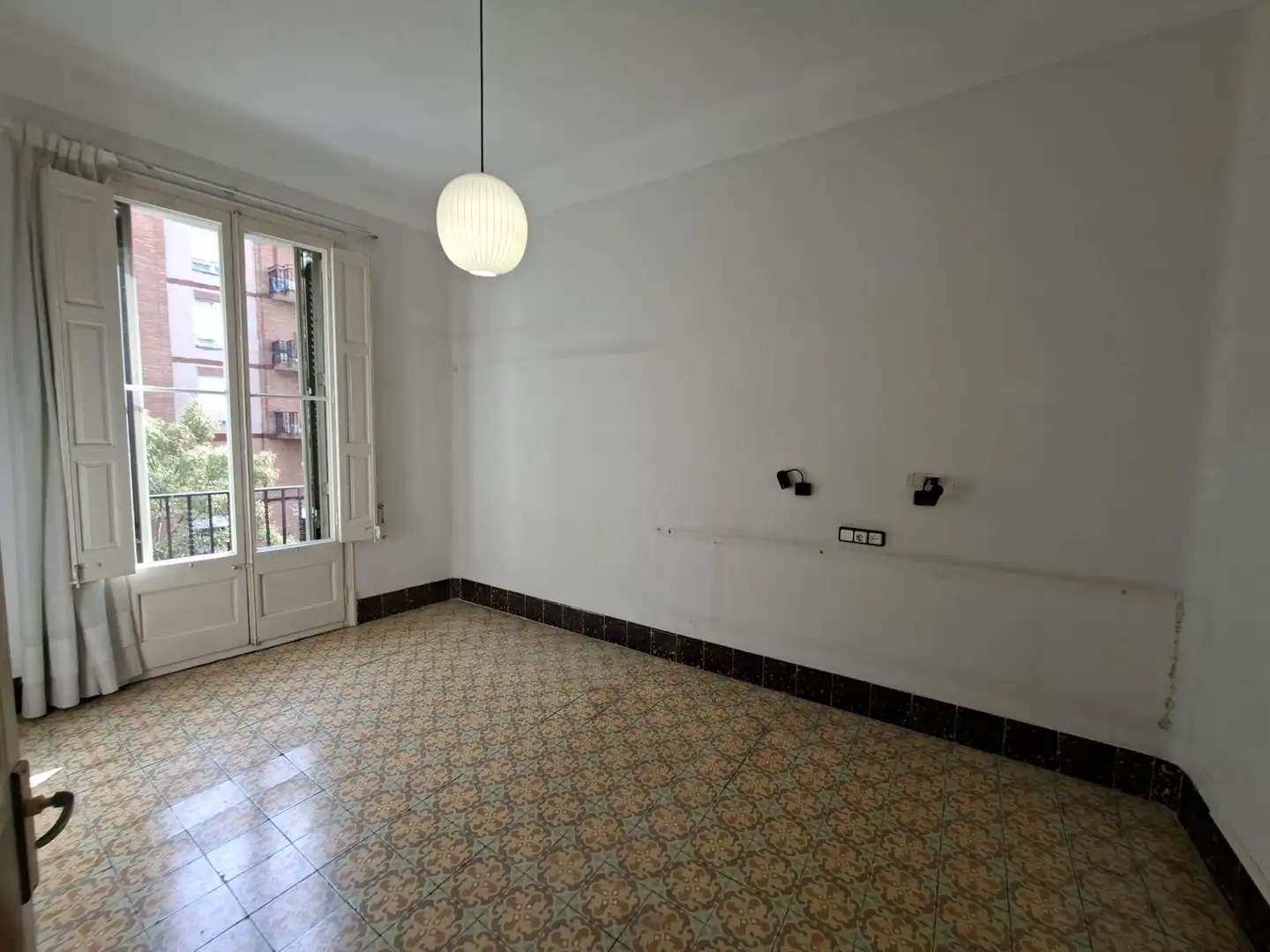 Sala de estar de Casa o chalet de alquiler en Badalona con Aire acondicionado, Calefacción y Jardín privado