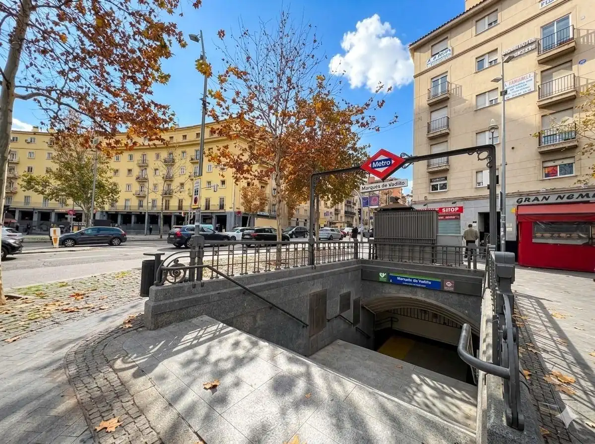 Vista exterior de Pis en venda en Madrid
