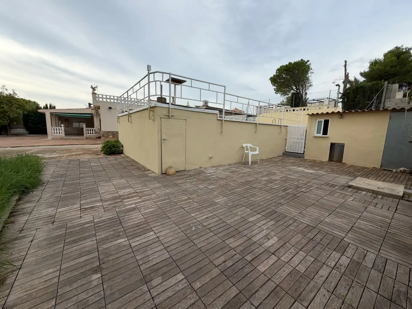 Chalet con piscina en venta en Montserrat, imagen 12