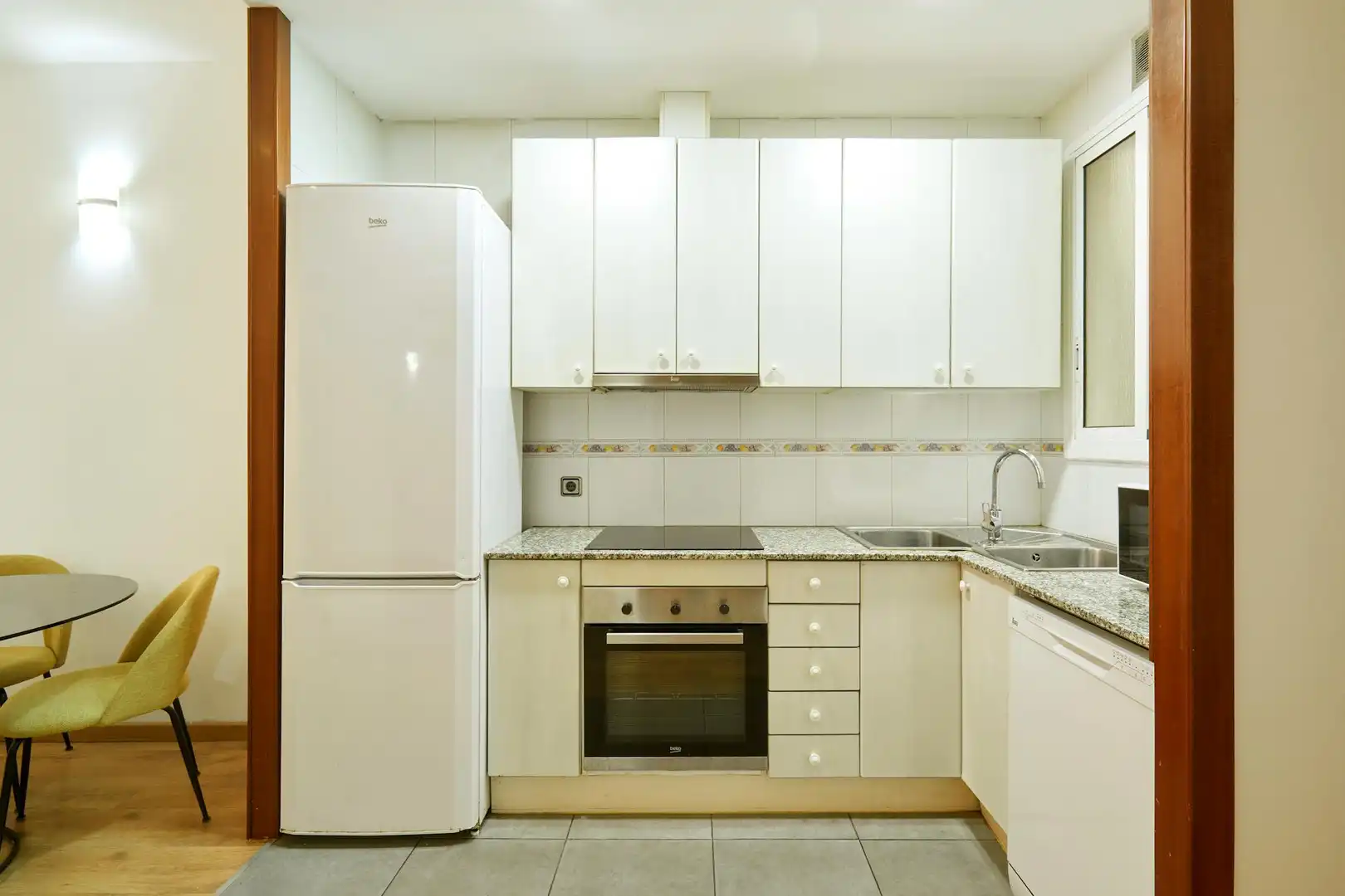 Kitchen of Flat for rent in Barcelona  with Air Conditioner, Heating and Furnished