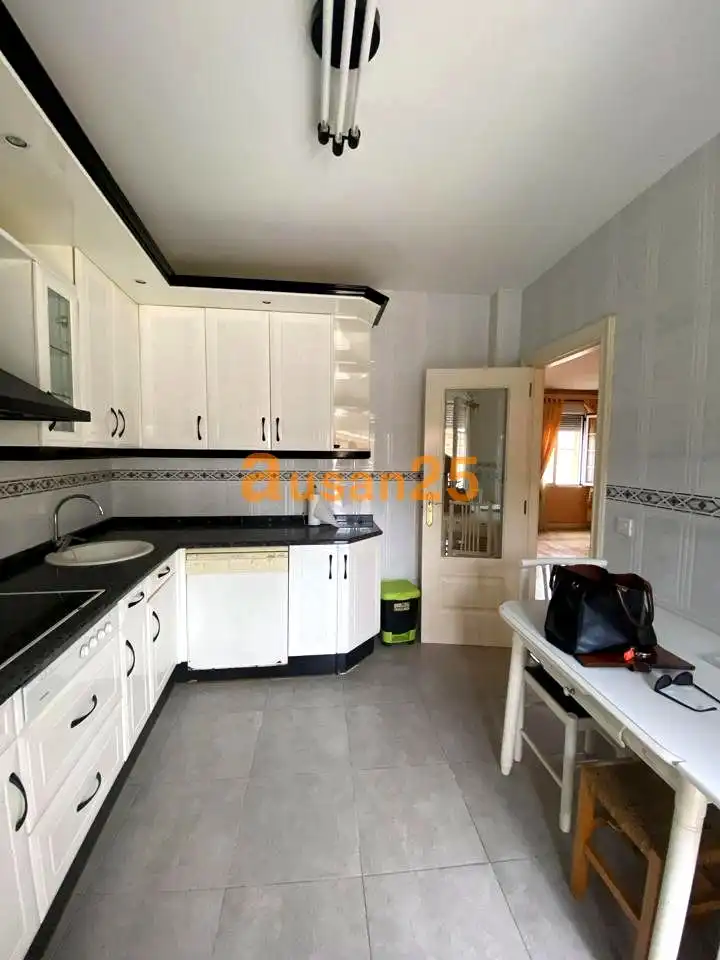 Küche von Haus oder Chalet zum Verkauf in Fresnillo de las Dueñas mit Heizung, Parkett und Terrasse