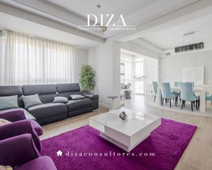 Living room of Flat to rent in  Madrid Capital  with Air Conditioner