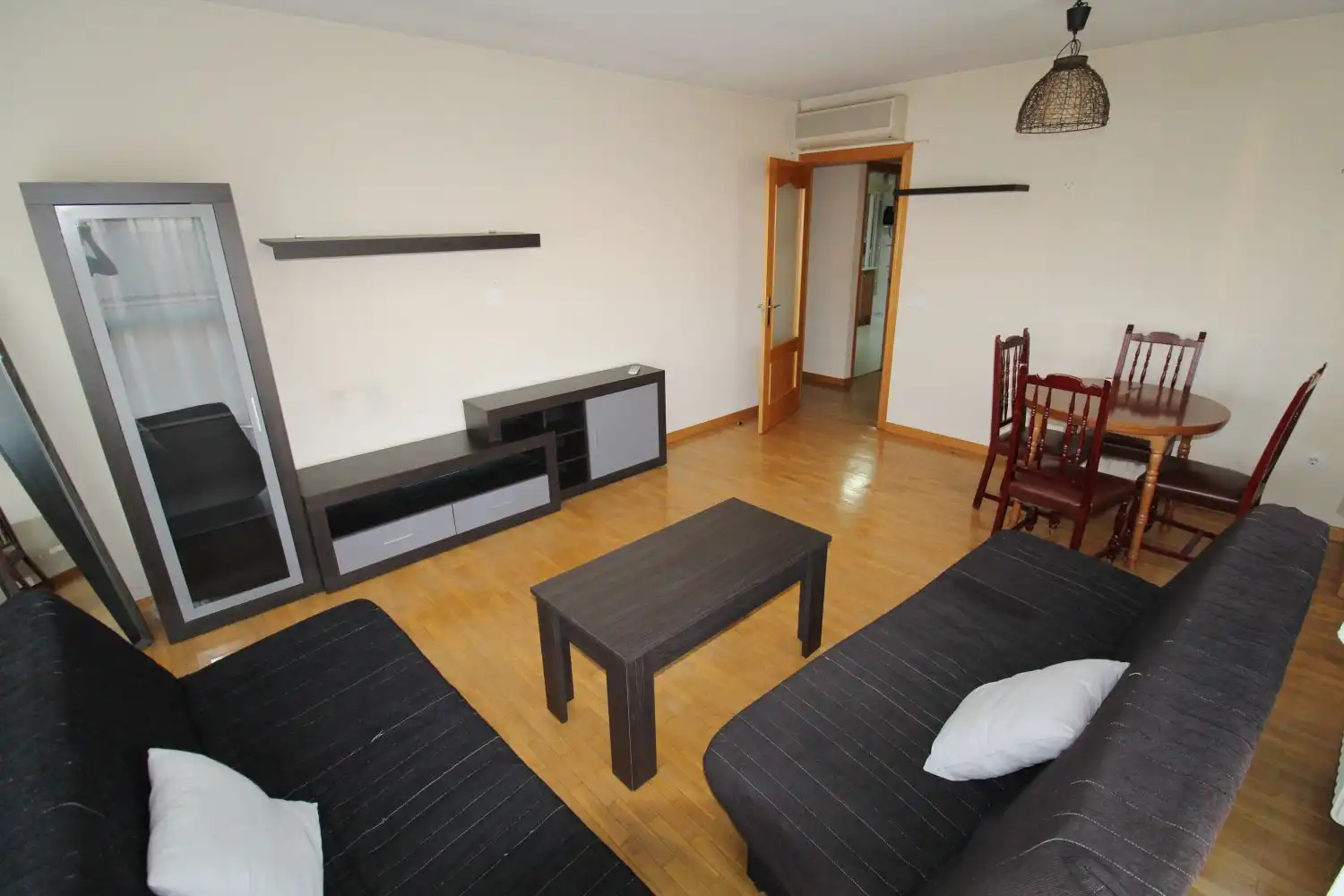 Living room of Flat for rent in Ciudad Real  with Air Conditioner, Heating and Terrace