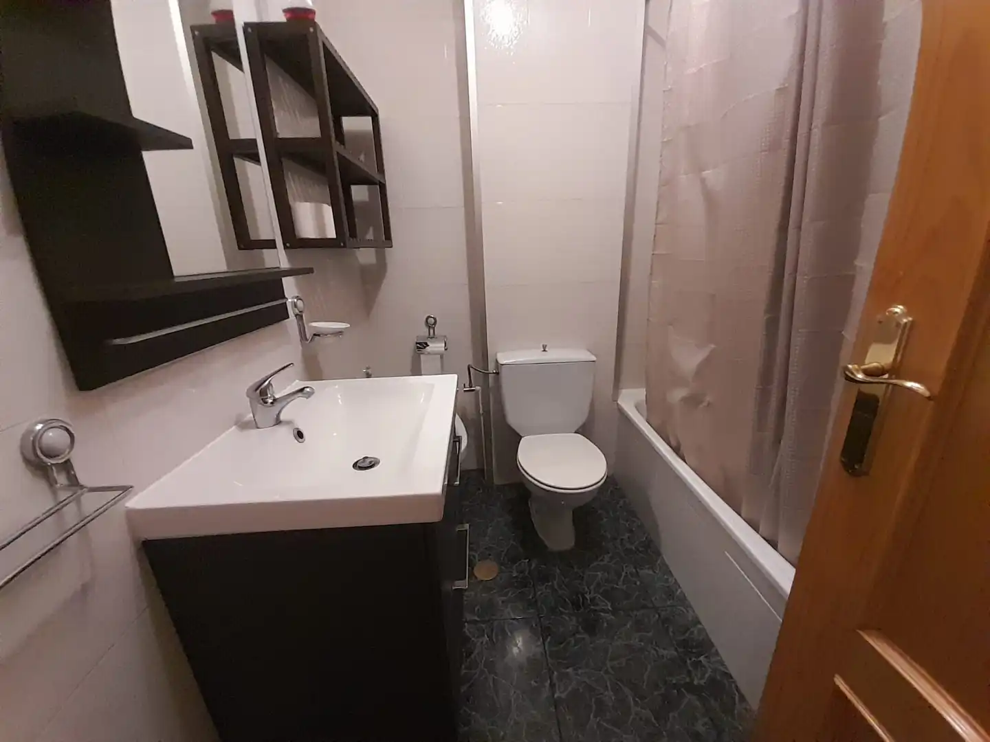 Piso con terraza en venta en Avenida Primero de Mayo, imagen 46