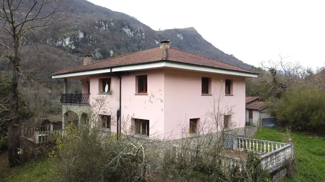 Exterior view of Houses for sale in Amieva  with Heating