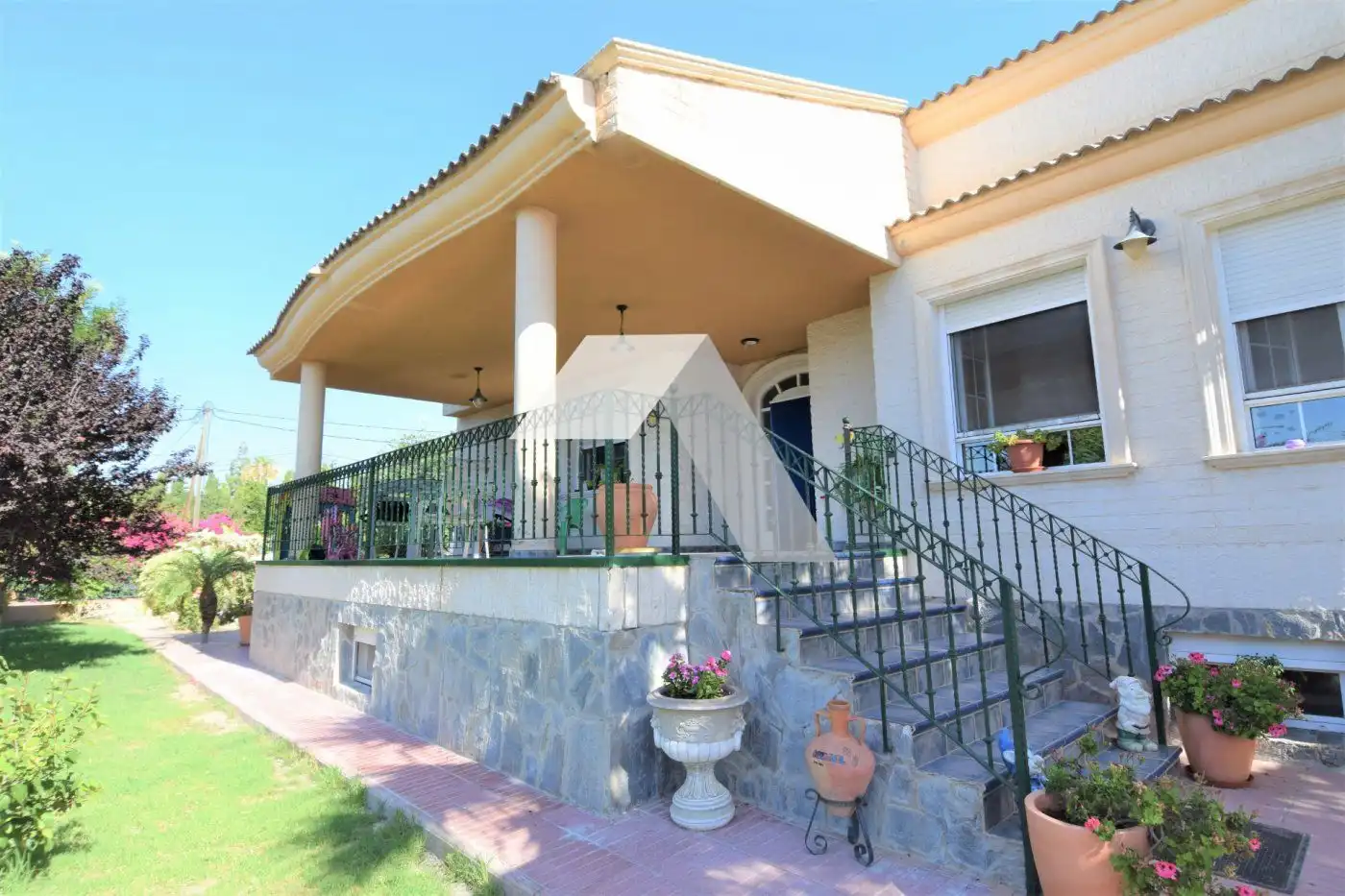 Houses for sale in Villamontes - Boqueres