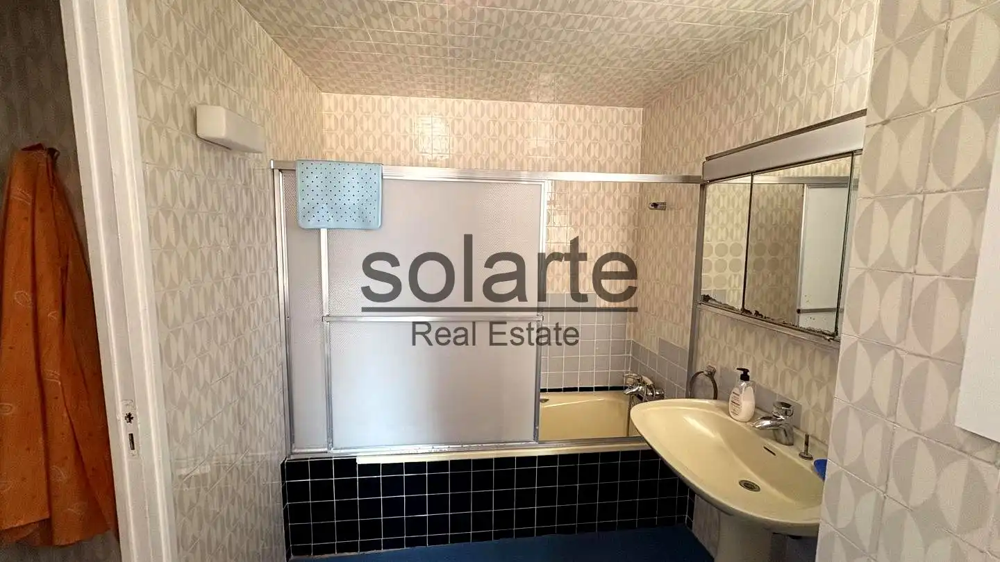 Baño de Edificio en venta en L'Hospitalet de Llobregat