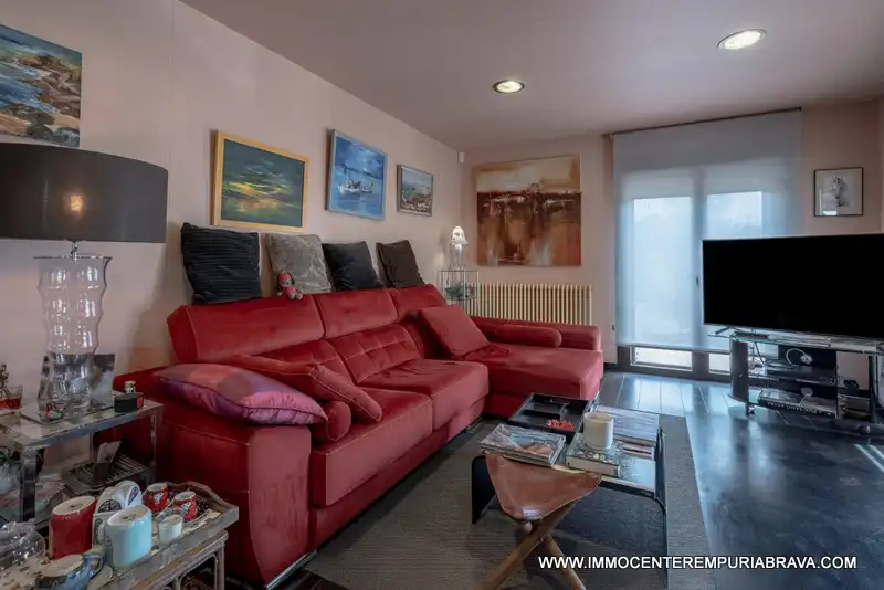 Sala de estar de Finca rústica en venta en Masarac i Vilarnadal con Aire acondicionado, Jardín privado y Terraza