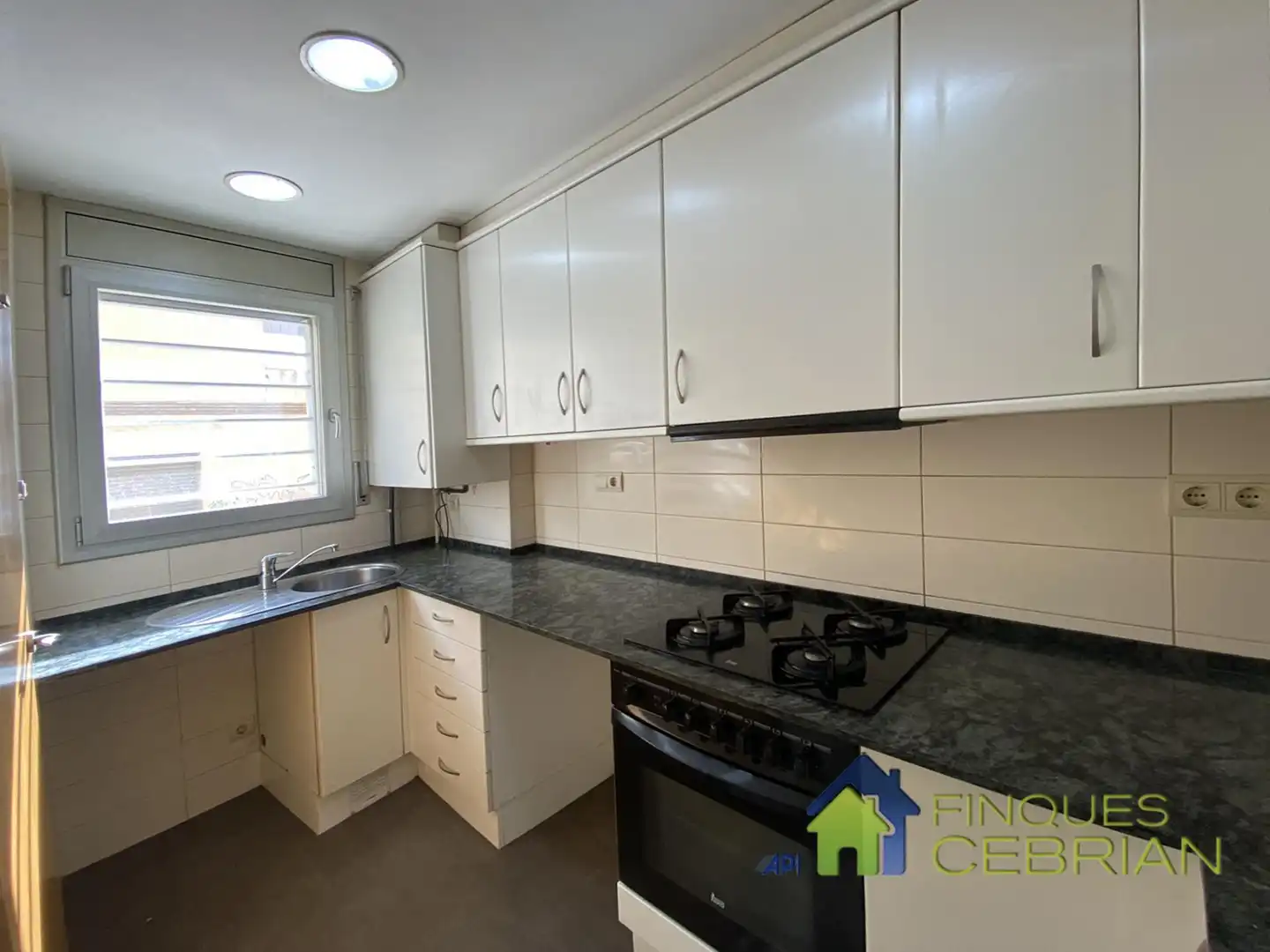 Kitchen of Flat for sale in Mataró  with Heating, Storage room and Oven