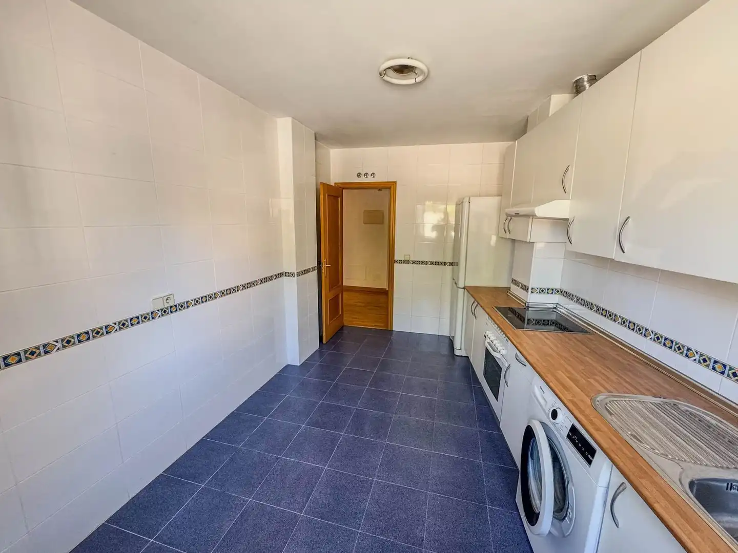 Cocina de Piso en venta en Alcalá de Henares con Aire acondicionado, Calefacción y Trastero