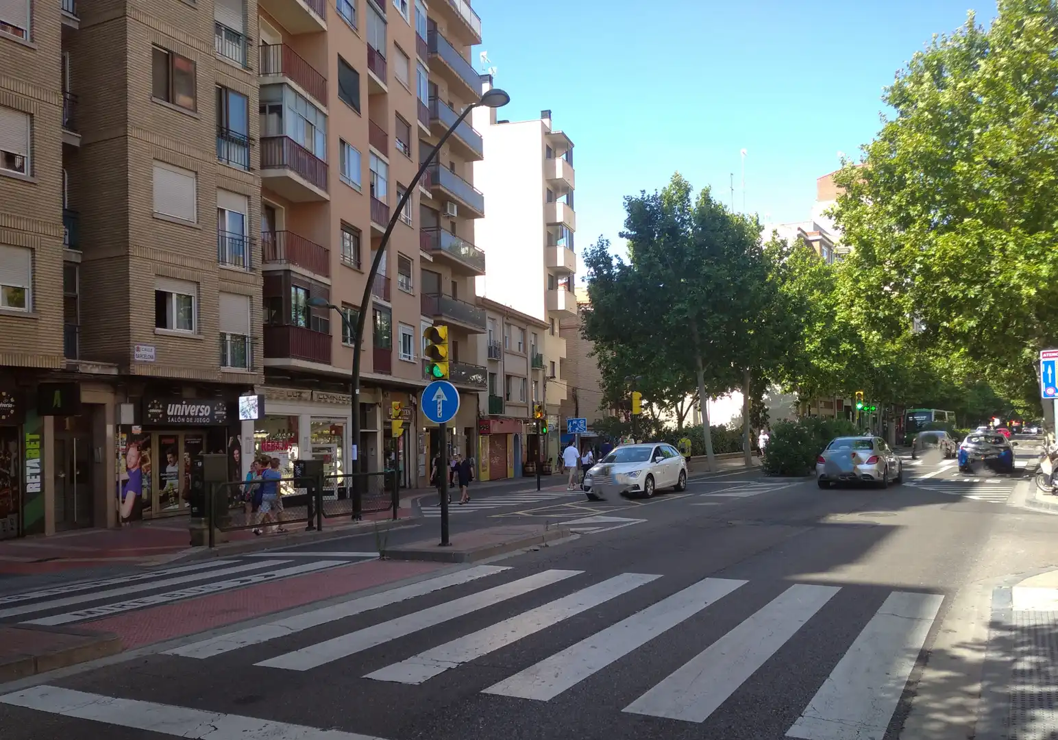 Vista exterior de Local de alquiler en Zaragoza con Aire acondicionado