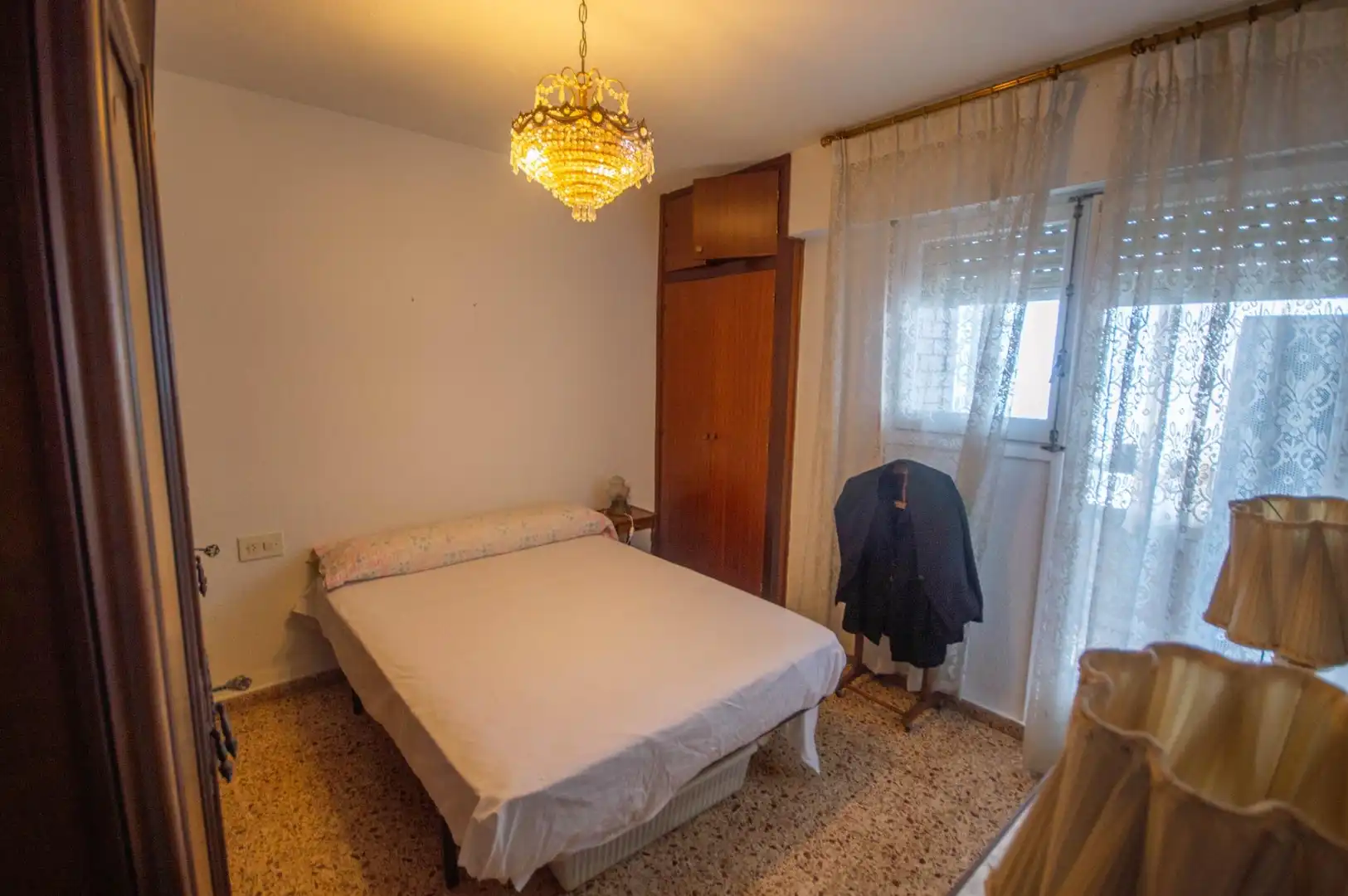 Habitación de Piso en venta en Alicante / Alacant con Aire acondicionado y Balcón